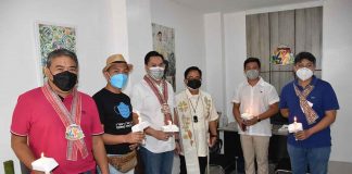 (From left) Pavia’s Vice Mayor Edsel Gerochi, Barangay Captain Ariel Gerada of Barangay Balabag, Mayor Laurence Anthony Gorriceta, Rev. Fr. Renato Cuadras, SK Chairperson Jeff Moises Hontoria, and Congressman Michael Gorriceta attend the blessing ceremony for the SK Hall and Satellite Teen Center on August 25.