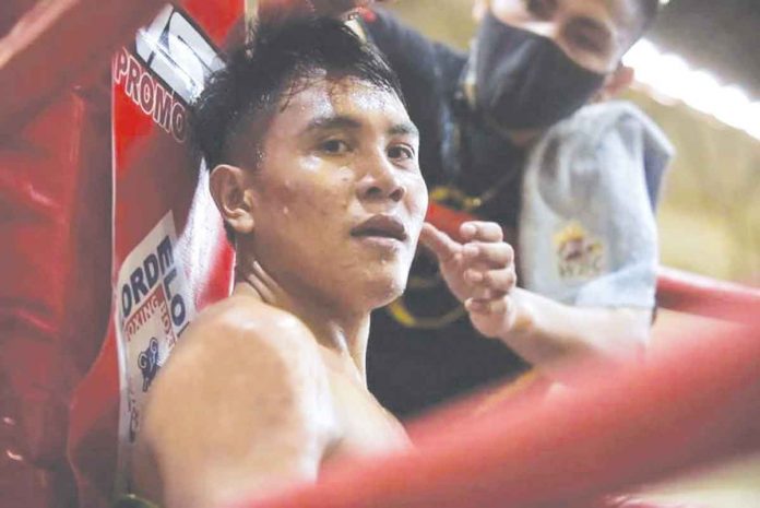 The San Rafael, Iloilo-born Arnel Baconaje improves his boxing record to 14-4-0 following a unanimous decision victory over Danny Tampipi on Saturday. REAL FIGHT PH