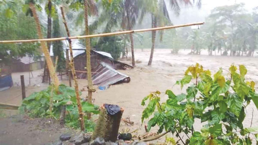 31 families in Hamtic flee rising floodwaters