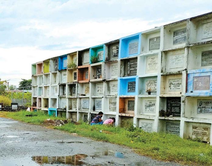 Photo shows the public cemetery in Mandurriao, Iloilo City. PANAY NEWS PHOTO