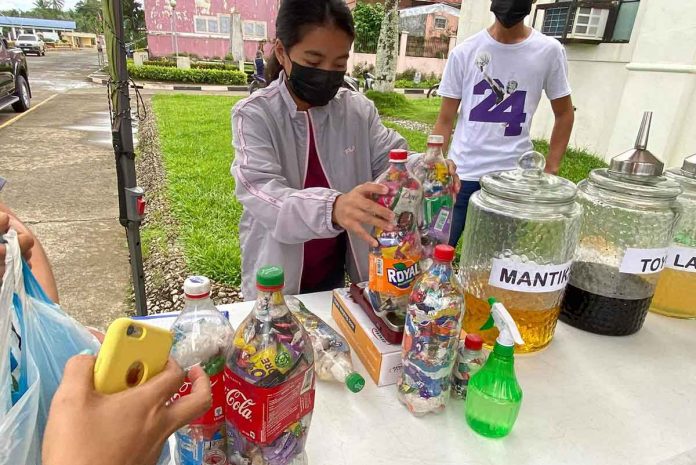 An ecobrick is a plastic bottle packed with used plastic to a set density. They serve as reusable building blocks. In Capiz, the Provincial Environment and Natural Resources Office encourages people to make them. CAPENRO PHOTO