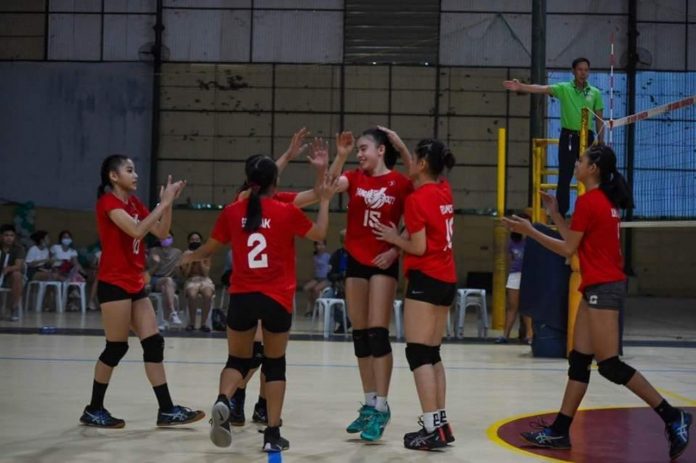 Kimberly Chelmei Ibanez Rubin (15) spearheaded Bacolod Tay Tung High School Thunderbolts-A in the 1st JGM Dreams Foundation-NEFVEI U-15 Volleyball Invitational Tournament. Photo courtesy of Jose Montalbo.