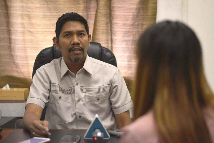 Bacolod City and Negros Occidental are the sources of illegal drugs being peddled in Iloilo city and province and other areas of Panay Island, says Philippine Drug Enforcement Agency 6 director Alex Tablate.