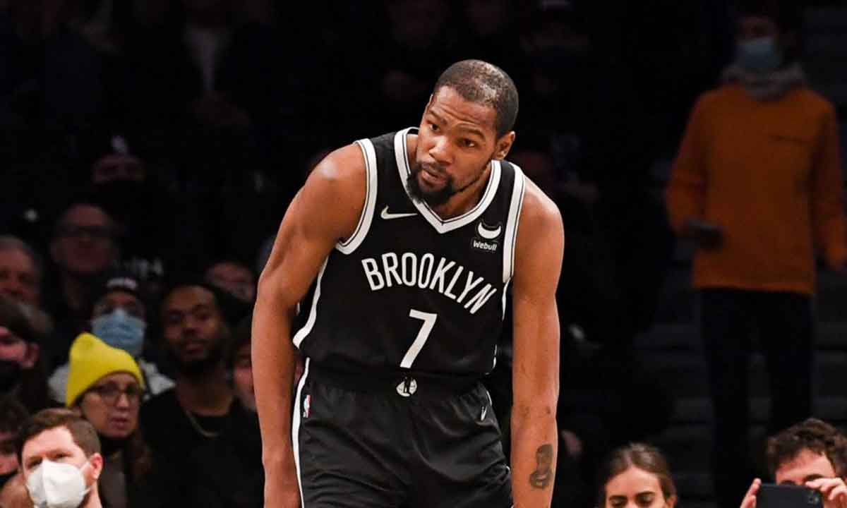 Brooklyn routs New Orleans as Durant exits with injury