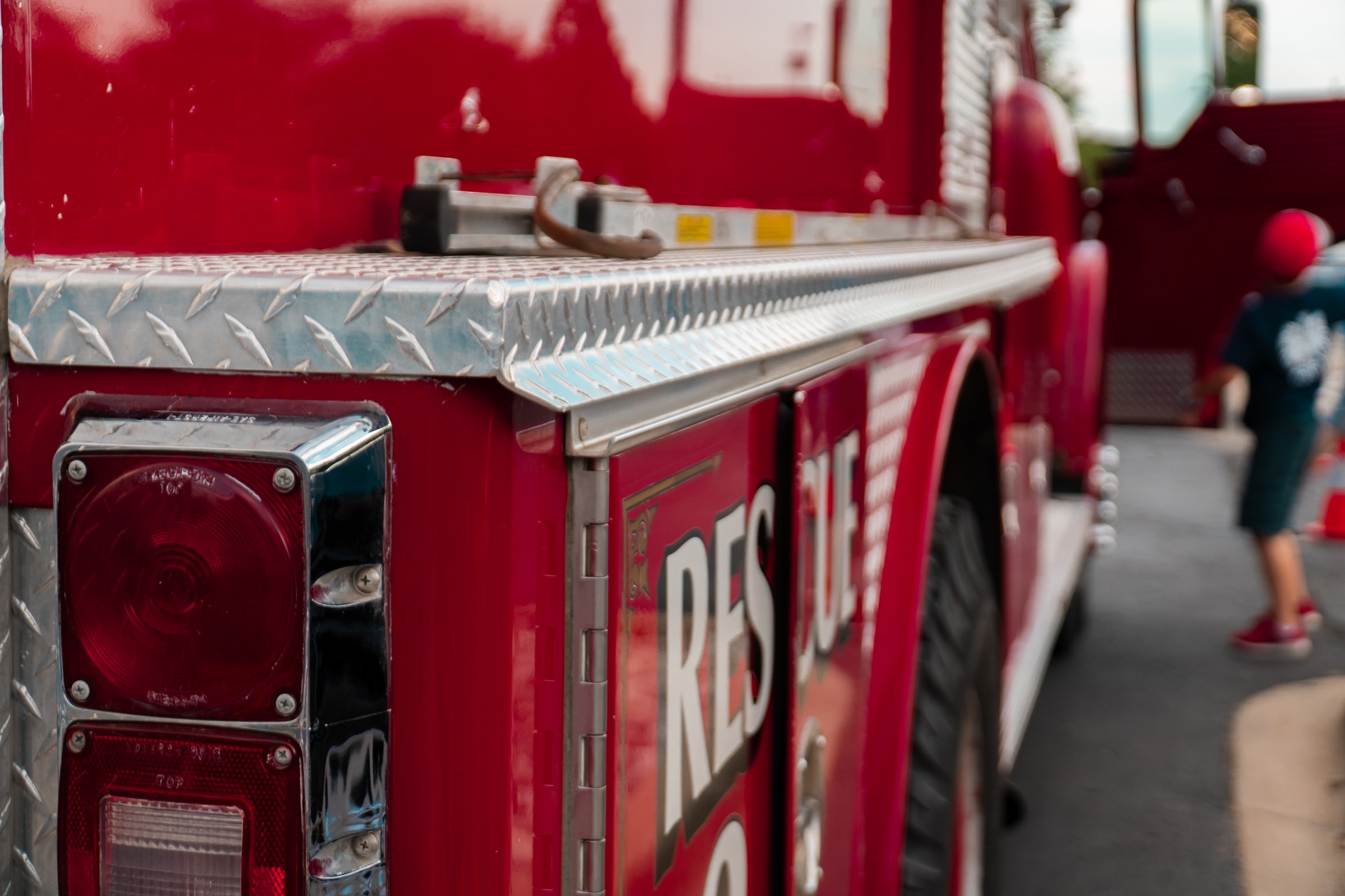 Fire engulfs house in Dingle