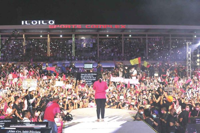 Thousands of Ilonggos gather at the Iloilo Sports Complex during Friday night’s grand rally of Vice President Leni Robredo, probably the largest ever election campaign gathering in the history of Iloilo. It capped Robredo’s Feb. 25 Iloilo campaign that saw her holding mini-people’s rallies in the towns of Oton, Concepcion, Ajuy, Passi City, Pototan, and Santa Barbara.