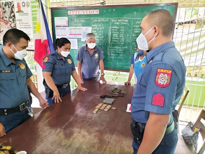 The Roxas City Police Station has intensified its campaign against illegal or loose firearms. It encourages the public to voluntarily surrender if they have firearms. Roxas City Police Station