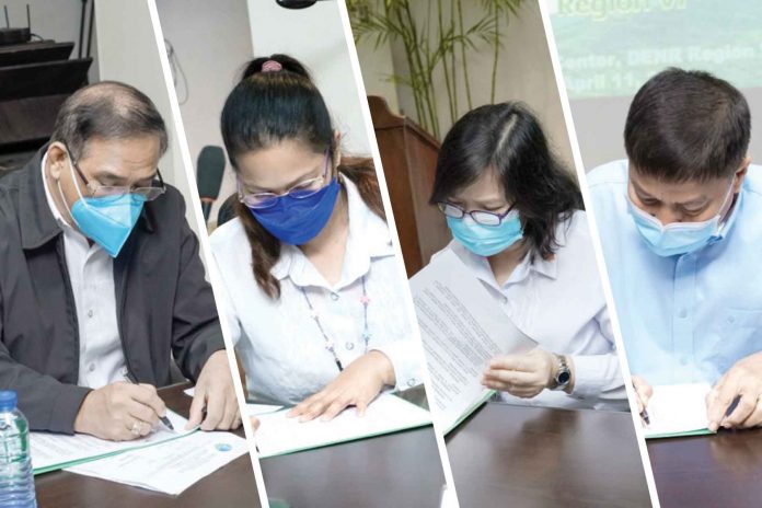 Department of Environment and Natural Resources (DENR) and National Intelligence Coordinating Agency (NICA) in Region 6 signed the MOA to strengthen the surveillance monitoring within the region’s forestlands. The photo above are (from L-R) DENR 6 Assistant Regional Director (ARD) for Technical Services, Raul L. Lorilla; NICA ARD for Counterintelligence, Maria Liezel Subardiaga; NICA Regional Director Anna Liza P. Umpar; and DENR 6 Regional Executive Director Livino B. Duran, signing the MOA.