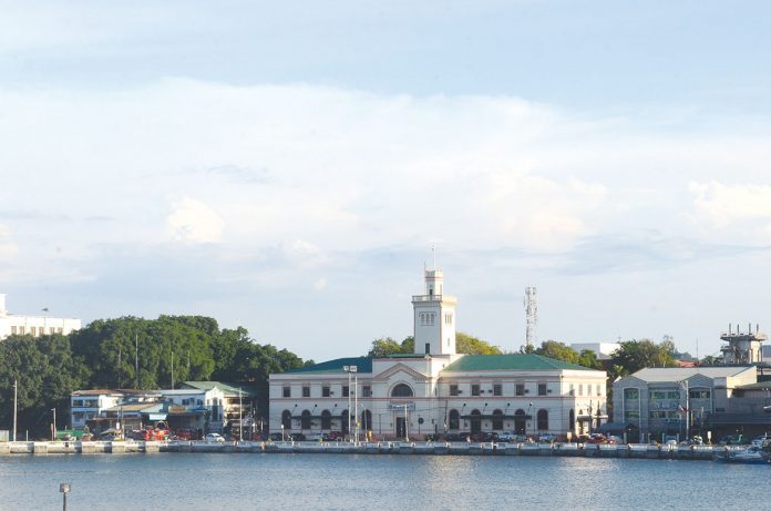 The century-old Bureau of Customs on Muelle Loney, Iloilo City with the Iloilo River in the foreground. PN PHOTO