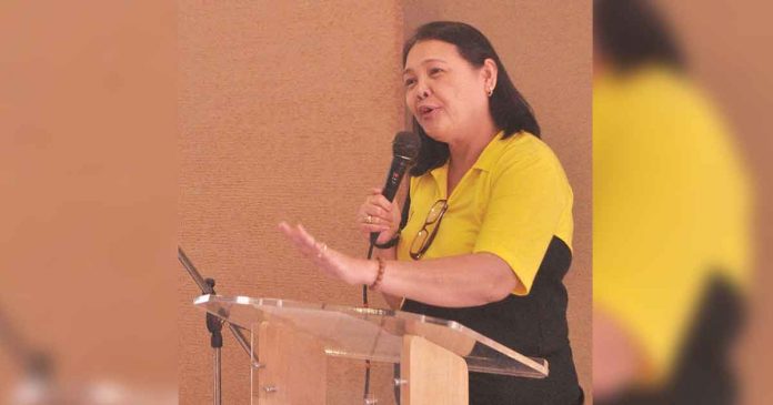 Only the Department of Social Welfare and Development has the authority to delist beneficiaries from the Pantawid Pamilyang Pilipino Program, says Director Ma. Evelyn Macapobre of the Department of Social Welfare and Development in Western Visayas.