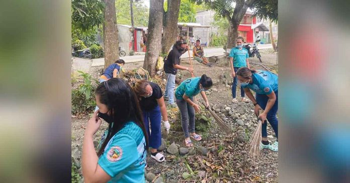 Municipality of Badiangan joins "Limpyo sa Hunyo 2022: Panglimpyo para sa Dengue kag Baha" on Friday, June 17, 2022. This activity aims to intensify the 4S strategy against dengue and to prevent dengue surge in Iloilo province. Iloilo Provincial Health Office Facebook page