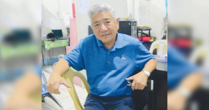 Sumakwel “Kap Mack” Nava worked as anchorman and commentator in several Iloilo City-based radio stations. He also served as barangay captain first of Barangay Magsaysay, City Proper and later of Libertad, Lapuz district.