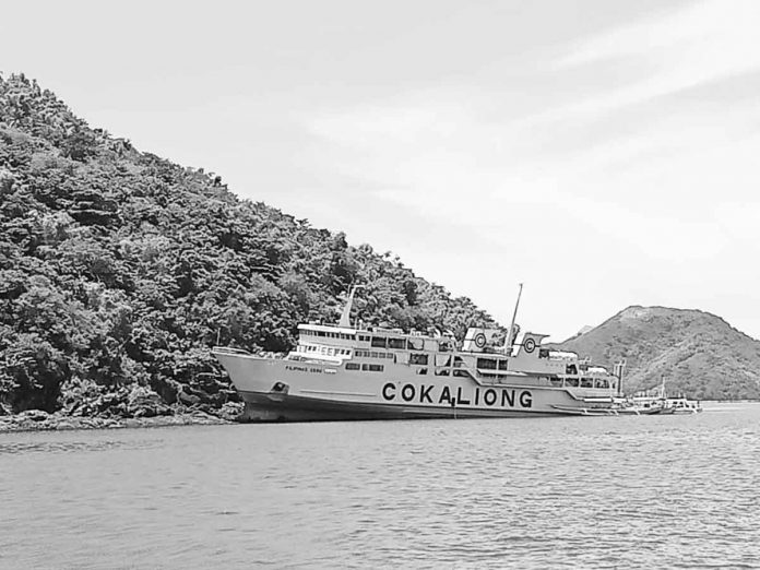 MV Filipinas Cebu runs aground in Concepcion, Iloilo. PHOTO BY JHON REY ASTURIAS, LGU-CONCEPCION.