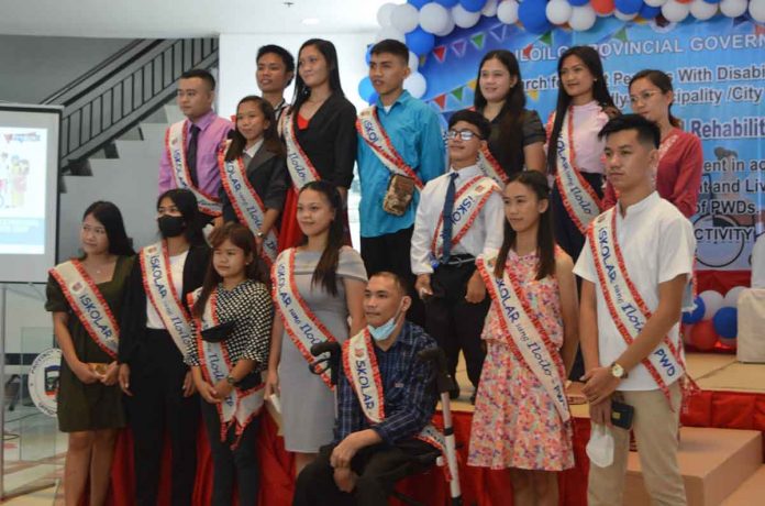 These are some of the 27 persons with disability and college scholars of the provincial government of Iloilo.