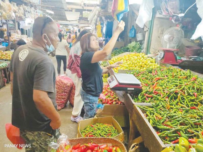 The Bangko Sentral ng Pilipinas says price pressures in the country are broadening amid the elevated rate of price increases. This, even with the deceleration of inflation rate last August to 6.3 percent, the first after a five-month rise. AJ PALCULLO