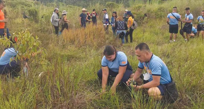 The Antique Police Provincial Office (APPO) leads the bamboo and tree planting activity in Barangay Aningalan, San Remigio, Antique on Tuesday, Sept. 13, 2022. APPO-PRO6/FB