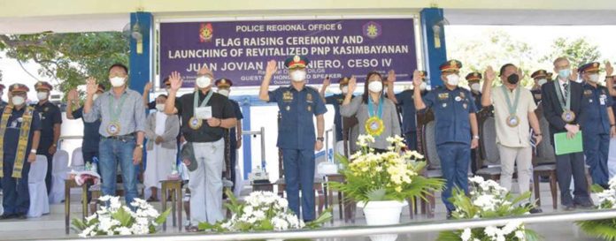 The revitalized Philippine National Police (PNP) KASIMBAYANAN (Kapulisan, Simbahan, at Pamayanan) program highlights the interplay among three important sectors by transforming PNP members into community-based bridge builders. Photo shows the Police Regional Office 6’s launching of the PNP KASIMBAYANAN on Monday, Oct. 10. PRO-6 PHOTO