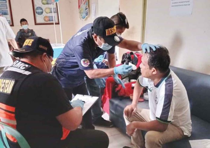 Veteran broadcaster and radio blocktime host Flo Hervias sustains wounds on his nose, eyebrows and lips. He was attacked by three masked men in front of radio station DYRI Radio Mindanao Network (RMN) Iloilo on Friday morning, Oct. 7, 2022. DYRI RMN ILOILO PHOTO