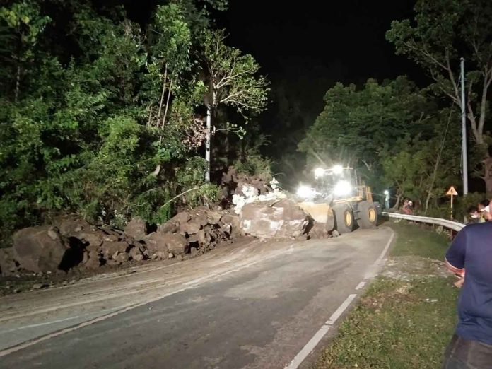 Due to non-stop rains in Negros Occidental, a landslide took place at around 8:30 p.m. along the upper portion of the Eco-translink Highway in San Carlos City on Tuesday night, Oct. 25. RADYO BANDERA SWEET FM-SAN CARLOS CITY FB PHOTO