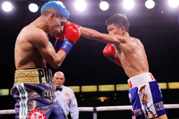 Filipino boxer Jerwin Ancajas lands a left straight to the face of Argentinian Fernando Daniel Martinez. SHOWTIME BOXING PHOTO