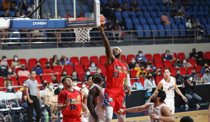 Rain or Shine Elasto Painters center Steve Taylor Jr. stretches for a layup. PBA MEDIA BUREAU