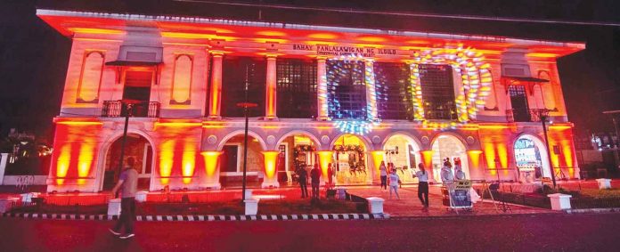 As a support for this year’s 18-day campaign to end violence against women, the Iloilo provincial government and the Department of Tourism in Western Visayas brighten the Casa Real de Iloilo with orange lights on Friday evening, Nov. 25.