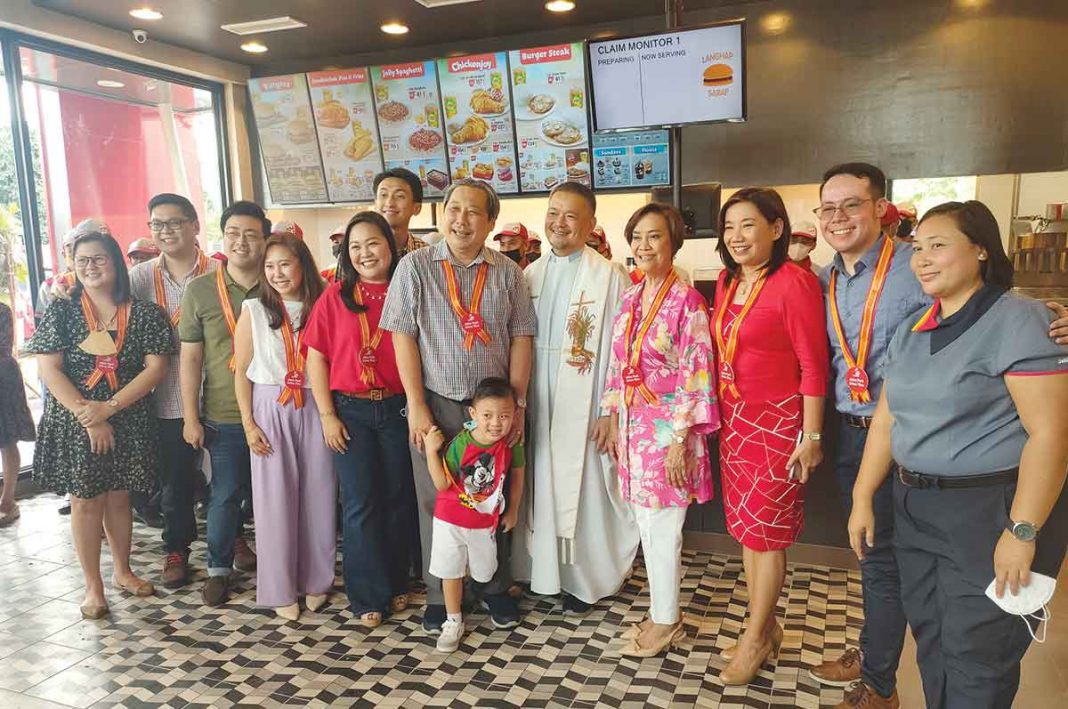 More jolly days with Jollibee Atria Park Drive-Thru