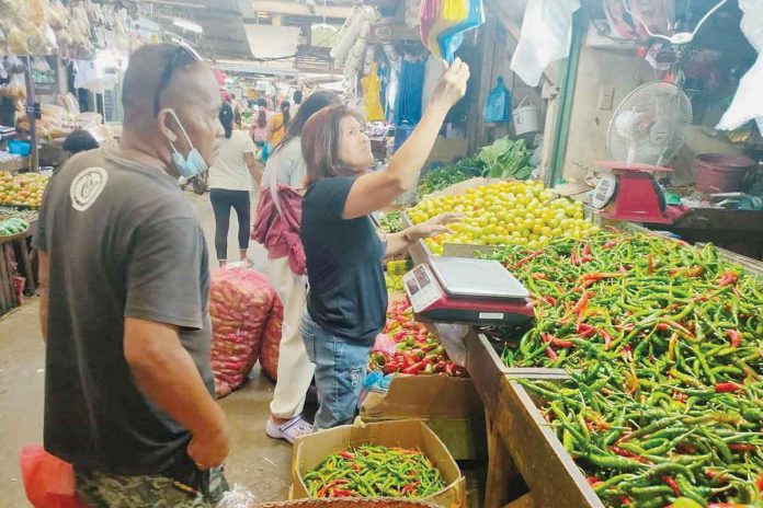 Philippine Statistics Authority data showed that prices of consumer goods continued to grow faster than targeted in November to hit the highest in 14 years. PN PHOTO