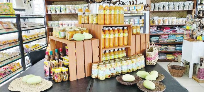 Guimaras-based products were highlighted at the One Town One Product (OTOP) Hub recently established by the Department of Trade and Industry Region 6. GUIMARAS CAPITOL PHOTO