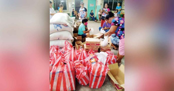 DONATIONS TO FIRE VICTIMS. More food and non-food items are being donated to fire victims in barangays West Habog-Habog and San Juan in Molo, Iloilo City. Fire victims are temporary staying at Baluarte Elementary School and San Juan Elementary School. ILOILO CITY MAYOR’S OFFICE PHOTO