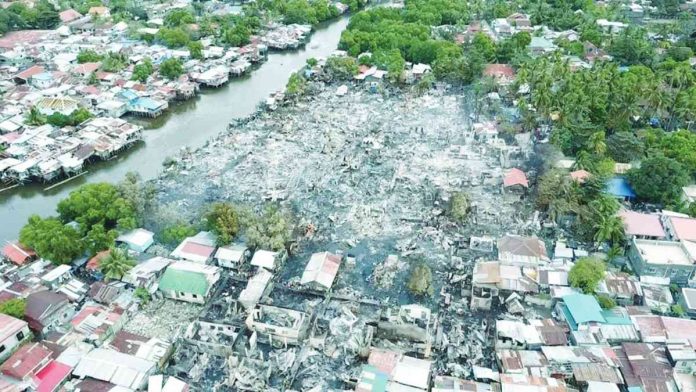 TOTALLY SCORCHED. The extent of destruction left by the predawn fire that hit barangays West Habog-Habog and San Juan in Molo, Iloilo City on Saturday, Jan. 28, is seen in this drone shot. ILOILO CITY ARCHITECT'S OFFICE PHOTO