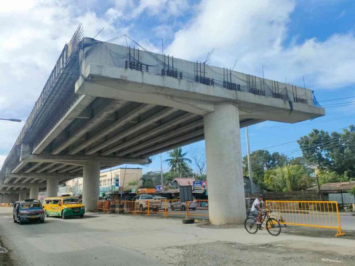 The construction of the Aganan flyover in Barangay Aganan, Pavia, Iloilo is suspended while its design is still under review by the Department of Public Works and Highways. AJ PALCULLO/PN