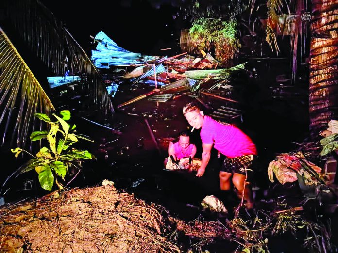 Torrential rains since Monday caused flooding in parts of Cauayan, Negros Occidental, affecting nearly 2,500 residents. ROVIC MONGCAL/RADYO BANDERA