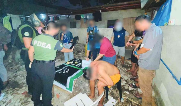 Four drug suspects were nabbed in Barangay Seminario, Jaro, Iloilo City on Thursday. PDEA REGION 6