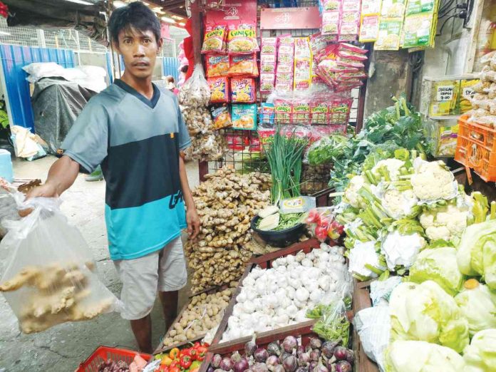 Vegetables, particularly onions, were still the top contributors to January inflation, according to the Philippine Statistics Authority. AJ PALCULLO/PN