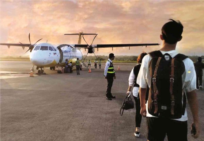 The Iloilo Airport is already reaching its capacity, and one of its areas that needs expansion is the runway, especially now that three airlines have resumed their usual number of flights. PN PHOTO