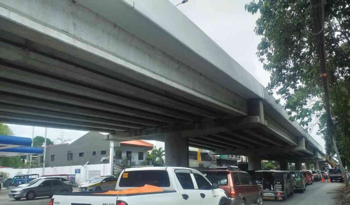 The hired third-party consulting firm starts its geotechnical investigation on the Ungka flyover on Friday, March 3. IME SORNITO/PN