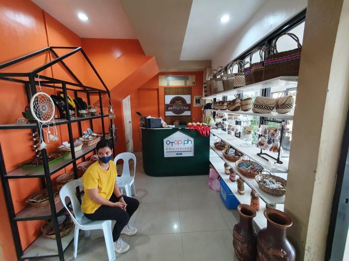 Antique’s one-stop shop, “Produkto Antiqueño,” recently reopened in San Jose de Buenavista town after undergoing renovation and expansion. It houses various products by the micro small and medium entrepreneurs of the province. PRODUKTO ANTIQUEÑO PHOTO