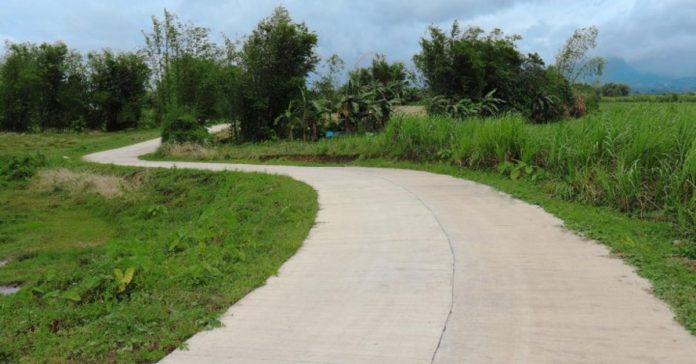 Photo shows the recently-completed P10-million farm-to-market road project implemented by the Department of Public Works and Highways - Bacolod City District Engineering Office. The project is seen to benefit some 119,000 residents and farmers in Bacolod and its neighboring localities. DPWH-WESTERN VISAYAS PHOTO