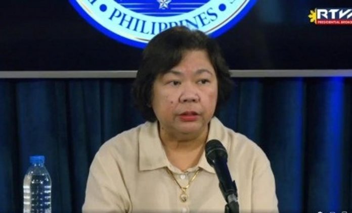 “We shall be providing direct cash aid of $200 each to the displaced workers onsite, upon crossing the border,” says Migrant Workers secretary Susan Ople, referring to overseas Filipino workers fleeing the civil war in Sudan.