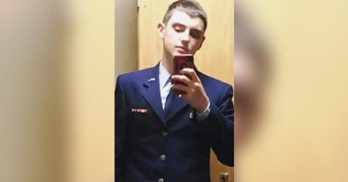 Jack Teixeira is a 21-year-old United States air national guardsman who has been identified as the prime suspect in the leak of classified intelligence documents.