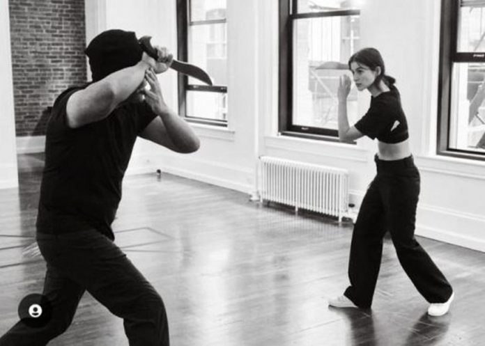 Anne Curtis learns sayoc, a Filipino martial art.