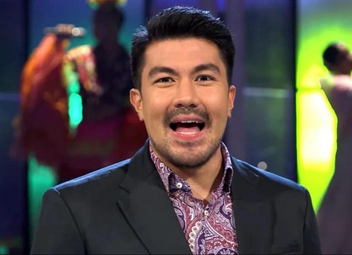 LUIS MANZANO