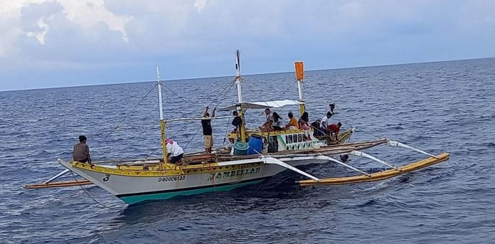 A motor banca with 14 passengers experienced engine failure on Monday morning, May 15. They were rescued by the Caluya Municipal Disaster Risk Reduction and Management Office and Philippine Coast Guard in open waters between Sibolo Island and Boracay Island. MDRRMO-CALUYA OFFICIAL FACEBOOK PAGE PHOTO