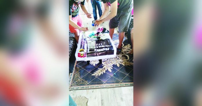 Police recovered 23 sachets of suspected shabu valued at P120,000 from a drug suspect in Ajuy, Iloilo on Friday, May 5. AJUY MPS PHOTO