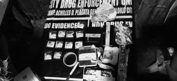 A high-value drug suspect and 10 others were arrested in Jaro, Iloilo City, on Sunday, April 30. An estimated P408,000 worth of suspect shabu was seized. PCADG WESTERN VISAYAS