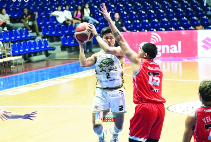 Mark Maloles had a perfect outing in Negros Muscovados’ lopsided win over Valenzuela City. MPBL Photo. MPBL PHOTO