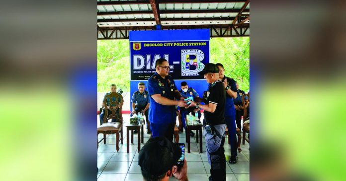 An emergency hotline that directly connects barangay tanods to the Bacolod City Police Office and acting director Colonel Noel Aliño was established recently. BCD PIO FACEBOOK PHOTO