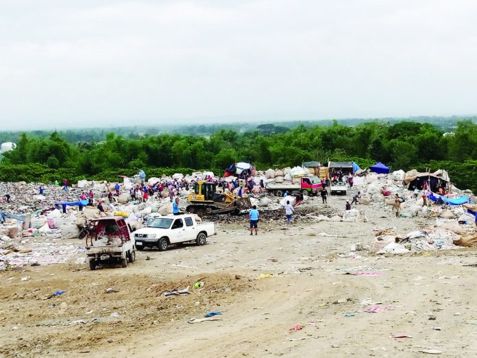 GREEN SOLUTION. With the Calajunan Sanitary Landfill’s lifespan ending in three years, the proposed waste-to-energy facility in Iloilo City is timely. The proposed project can process 200 to 400 tons of non-recyclable waste daily and produce 2.4 megawatts of renewable energy. GLENDA TAYONA/PN