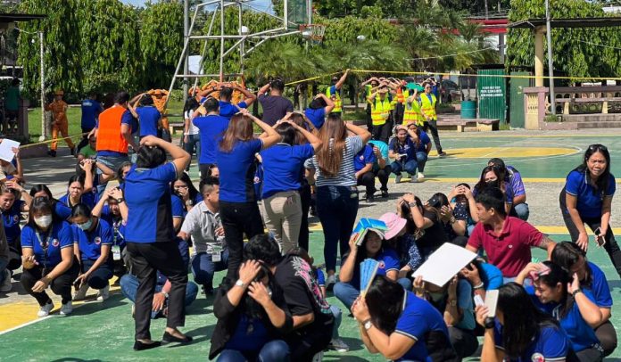 Employees of the Pavia municipal government join the 2nd Quarter Nationwide Simultaneous Earthquake Drill on Thursday, June 8. OCD-6 PHOTO